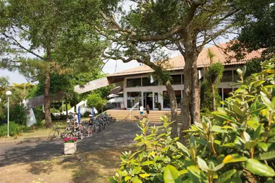 Jardin de l'établissement Résidence Vacances Bleues Domaine de l'Agréou
