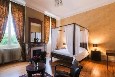 Un ou plusieurs lits dans un hébergement de l'établissement Château Belle Epoque - Chambres d'Hôtes & Gîtes