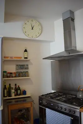 Cuisine ou kitchenette dans l'établissement La villa tamaris maison à partager