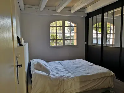 Un ou plusieurs lits dans un hébergement de l'établissement Villa Fleur des Pins 14 personnes 3 étoiles Bassin Arcachon