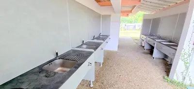Coin salon dans l'établissement Bungalow-Mobilhome - Petit prix- Océan -Forêt -Camping 3 étoiles