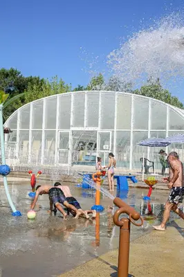 Piscine de l'établissement Camping Nature L'Airial ou située à proximité