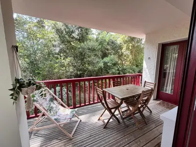 Balcon ou terrasse dans l'établissement Appartement calme et familial au Centre d'Hossegor