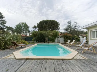 Piscine de l'établissement Holiday Home Ile de France by Interhome ou située à proximité