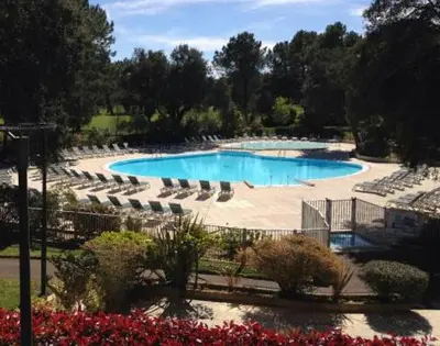 Piscine de l'établissement Moliets Plage Appartement pour 4 Piscine proche Plage et Commerces ou située à proximité