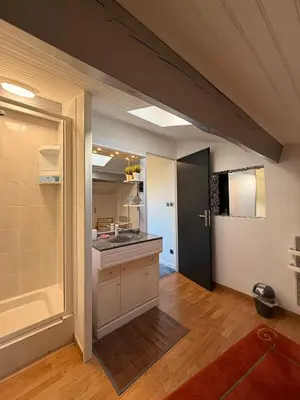 Cuisine ou kitchenette dans l'établissement Gîte chez PAT