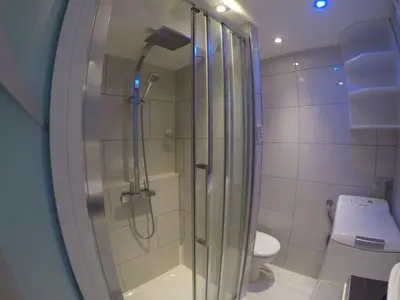 Salle de bains dans l'établissement Studio front de mer Hossegor vue ocean plein sud 2 personnes