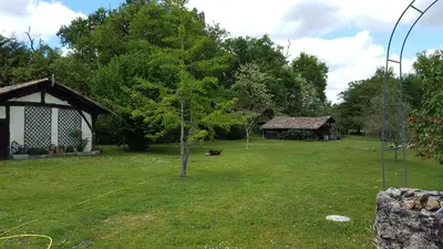 Jardin de l'établissement Chez Alexandra
