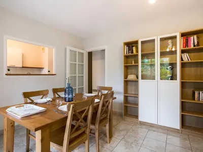 Cuisine ou kitchenette dans l'établissement Apartment Tassigny by Interhome