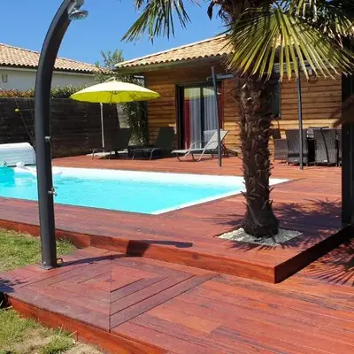 VILLA avec piscine chauffée