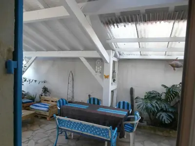 Plan de l'établissement Charmant T3 de standing à Capbreton, jardin, 3 chambres, terrasse couverte, proche port et plages - FR-1-239-484