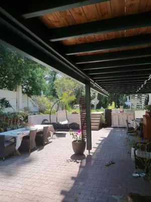 Jardin de l'établissement LES CHAMBRES DU HOURON