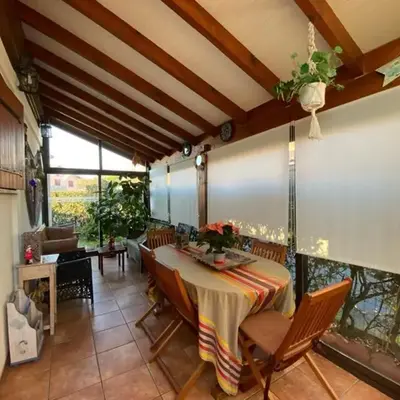 Villa 3 chambres avec parking et accès piscine - FR-1-413-106