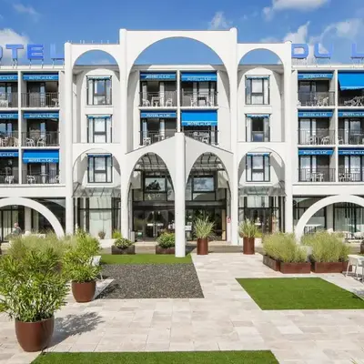 Brit Hotel du Lac
