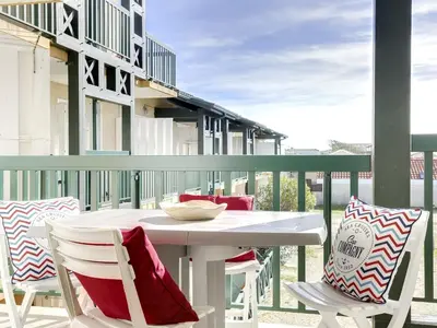 Balcon ou terrasse dans l'établissement Studio Cabine à Biscarrosse Plage - 300m de la Mer, Balcon Sud, Parking Privé - FR-1-521-61
