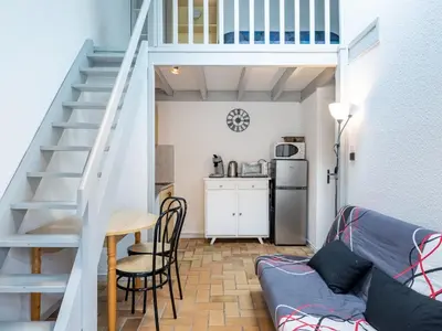 Cuisine ou kitchenette dans l'établissement Maison mitoyenne à 300m des plages, Biscarrosse Plage, pour 4 personnes - FR-1-521-76