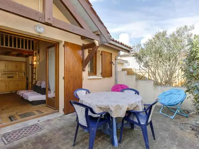 Balcon ou terrasse dans l'établissement Maison mitoyenne à 300m des plages, Biscarrosse Plage, pour 4 personnes - FR-1-521-76