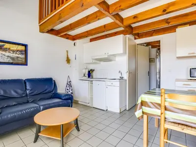 Cuisine ou kitchenette dans l'établissement Duplex à Biscarrosse Plage pour 4 pers., proche océan, balcon et équipements complets - FR-1-521-77