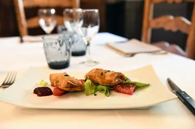 Nourriture dans l'hôtel ou à proximité