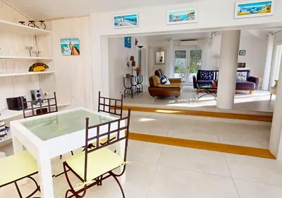 Cuisine ou kitchenette dans l'établissement BRUYERES - Capbreton, belle villa spacieuse entre ville et plages au calme