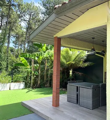 Jardin de l'établissement Villa patio terrasse privative océan 10 min a pied