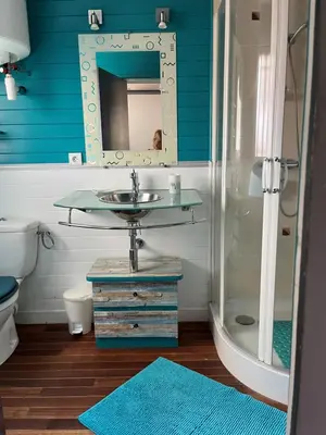 Salle de bains dans l'établissement Appartement Résidence Saint Jours - Centre ville