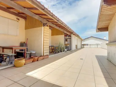 Balcon ou terrasse dans l'établissement Charmant Studio Mezzanine - Hyper Centre Biscarrosse-Plage, Proche Océan - FR-1-521-114