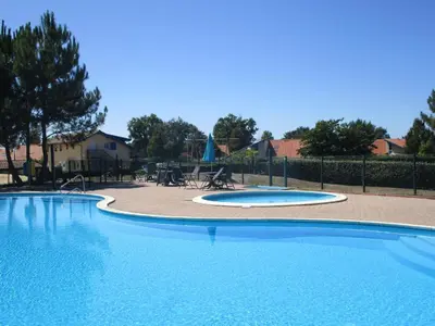 Piscine de l'établissement Océlande 56 ou située à proximité