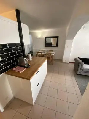 Cuisine ou kitchenette dans l'établissement Le petit coin plage