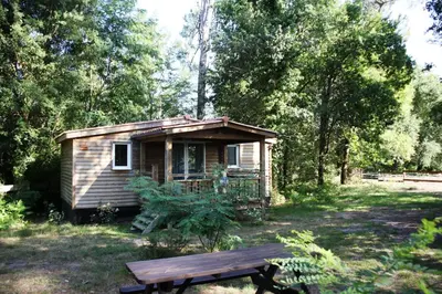 Jardin de l'établissement LE GAHOUN - Chalet