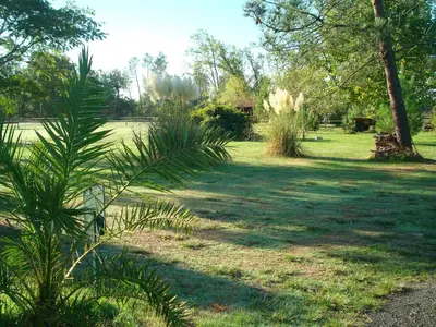Jardin de l'établissement LE GAHOUN - La Cosy