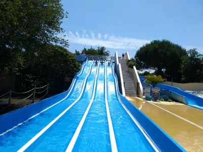 Piscine de l'établissement Cordon LMP ou située à proximité