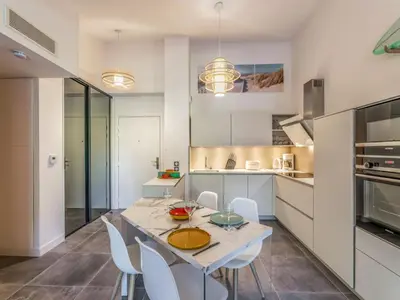 Cuisine ou kitchenette dans l'établissement Apartment Domaine Aïga-1 by Interhome
