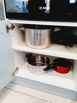 Cuisine ou kitchenette dans l'établissement Villa familiale avec piscine chauffée calme proche du centre