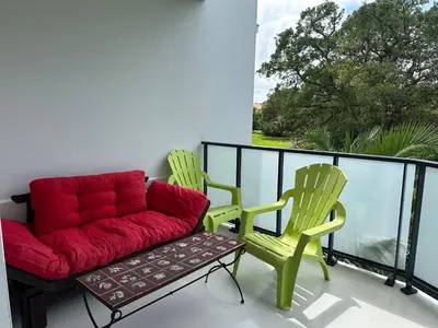 Coin salon dans l'établissement Labenne Ocean - joli appt avec terrasse -T2 300m plage