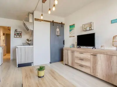 Cuisine ou kitchenette dans l'établissement Apartment La sableyre-6 by Interhome