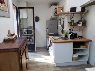 Cuisine ou kitchenette dans l'établissement SEIGNOSSE OCEAN- Résidence LA JUNCADE Agréable villa mitoyenne pour 6 personnes