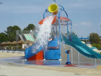 Piscine de l'établissement Les Dunes de Contis ou située à proximité