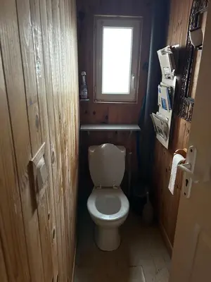 Salle de bains dans l'établissement LA LANDAISE