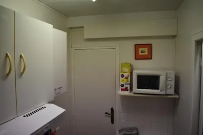 Cuisine ou kitchenette dans l'établissement Cosy 2 Pièces Moulleau Centre à deux pas de la Plage