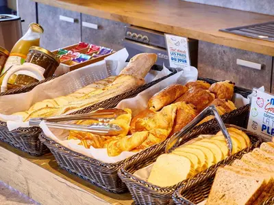 Nourriture dans l'hôtel ou à proximité