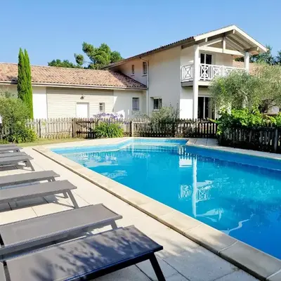 VILLA LES OLIVIERS