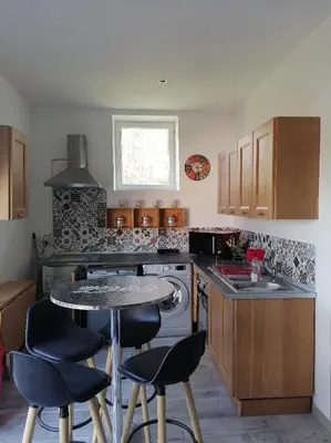 Cuisine ou kitchenette dans l'établissement lou pitchou prats