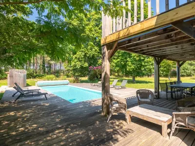 Piscine de l'établissement Holiday Home La Grange du Belon by Interhome ou située à proximité