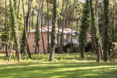 Jardin de l'établissement Le Domaine du Golf de Pinsolle - maeva Home - Appartement 2 pièces 6 personnes - Confort MAE-9354