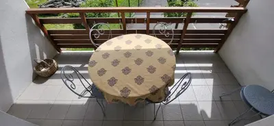 Balcon ou terrasse dans l'établissement Appartement Lit et Mixe