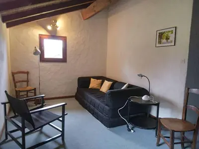 Coin salon dans l'établissement LE PETIT FROUAS NORD