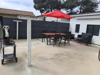 Terrasse ou espace extérieur de l'établissement maison Jacques jean classée 4 etoiles