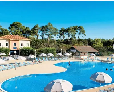 Piscine de l'établissement Villa de vacances Vieux Boucau ou située à proximité