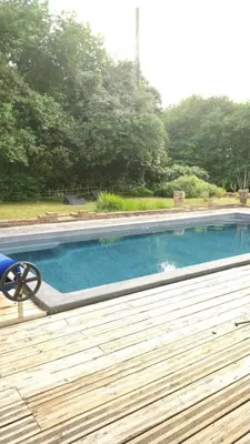 Piscine de l'établissement Chambre d hôte dans un magnifique chalet ou située à proximité